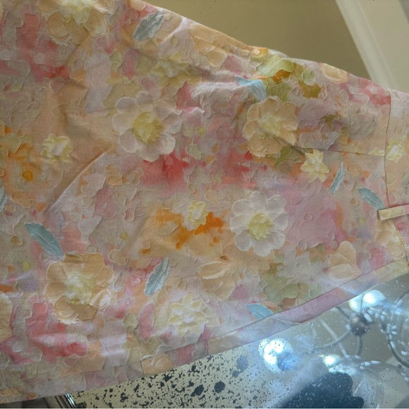 VICI yellow floral shorts - Picture 6 of 7